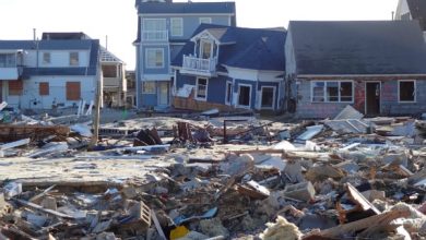 Hurricane Sandy damage. AutoCAD customers succeed with ... helping families rebuild after a disaster.