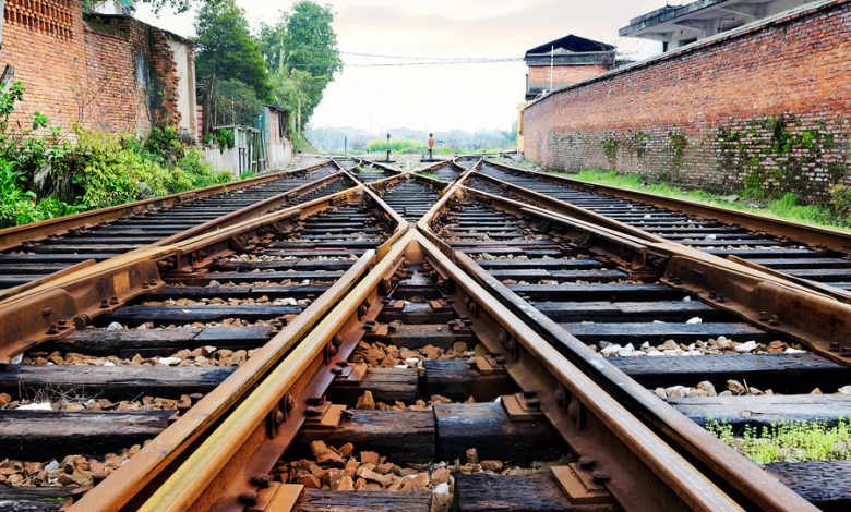 Switching tracks from Microstation to AutoCAD