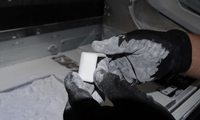 Use of plastic powder in additive manufacturing
